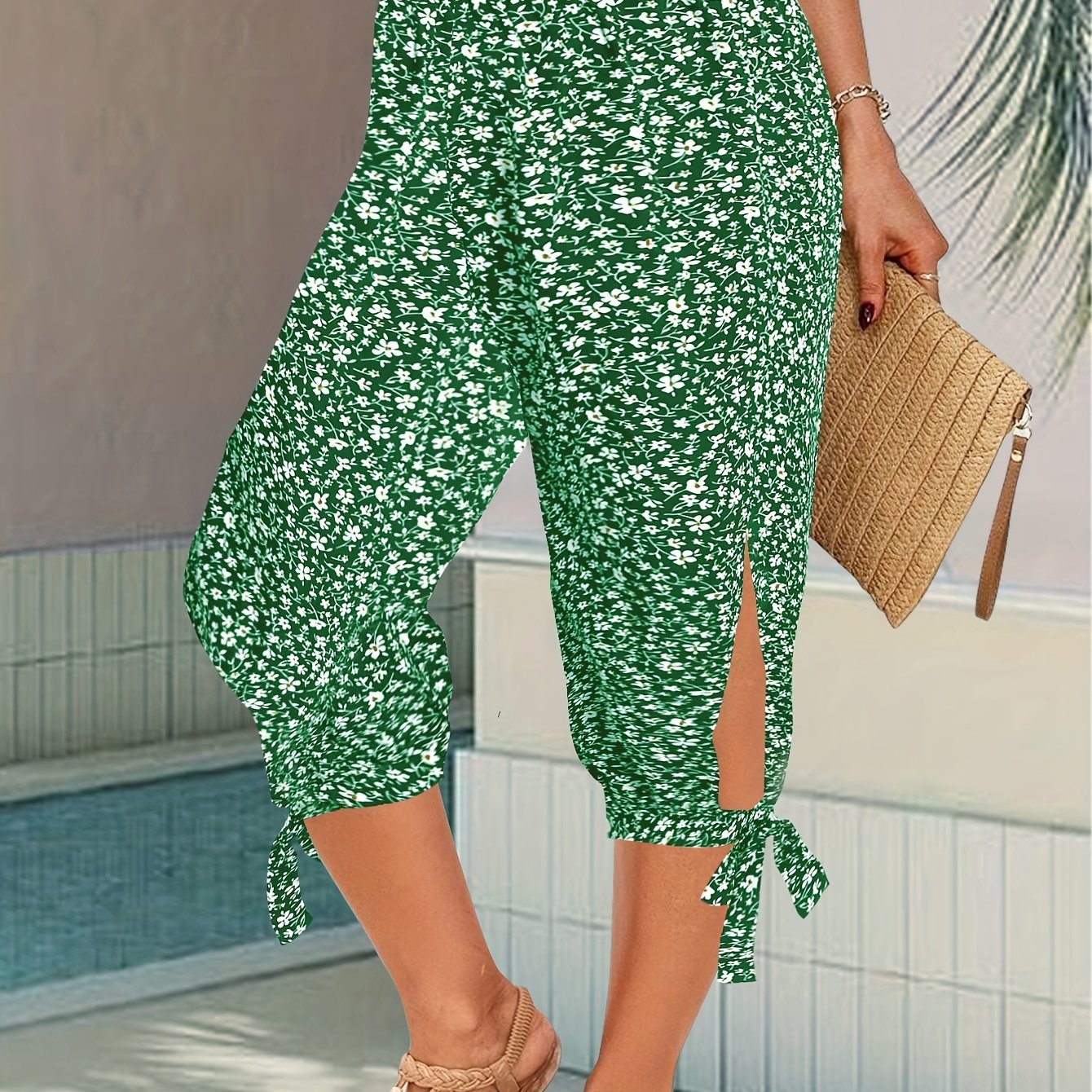 Plus Size Women's Floral Wide Leg Waist-Cinched Split Pants