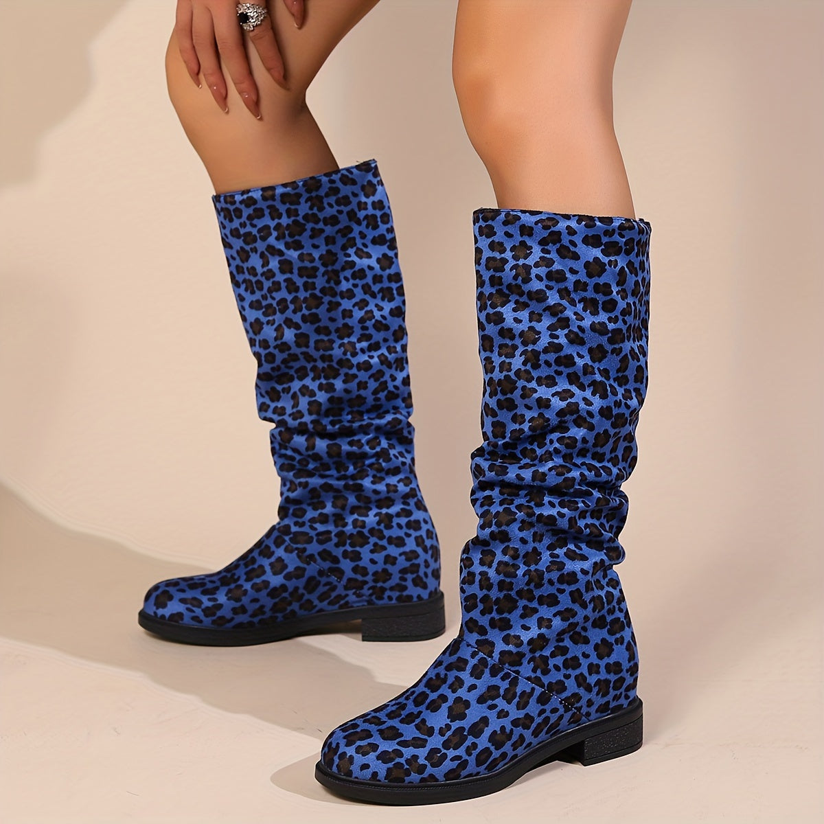 Women's Slouchy Leopard Print Boots Mid-Calf Casual Fashionable