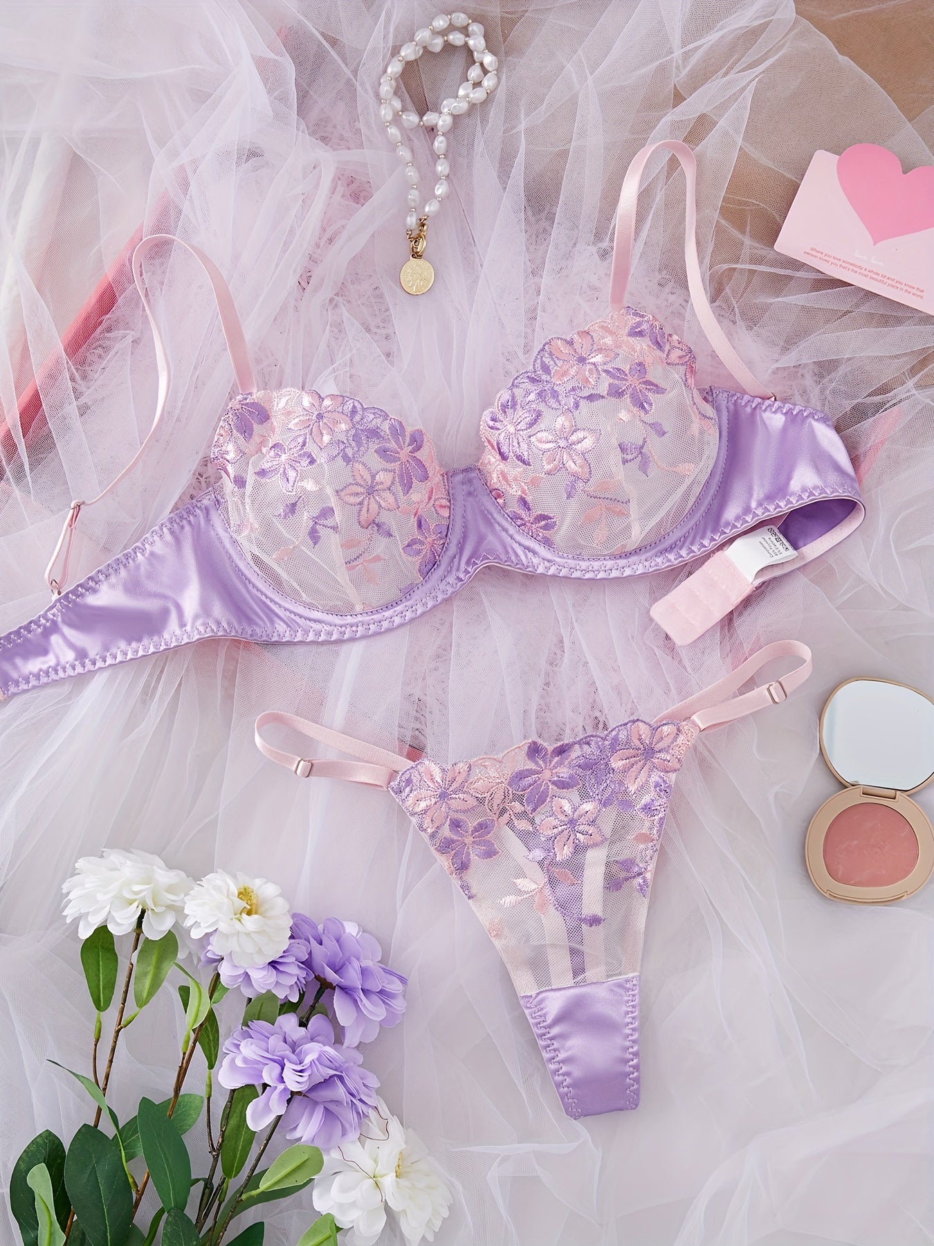 Women's Sexy Lingerie Set with Flower Design Bra and Thong