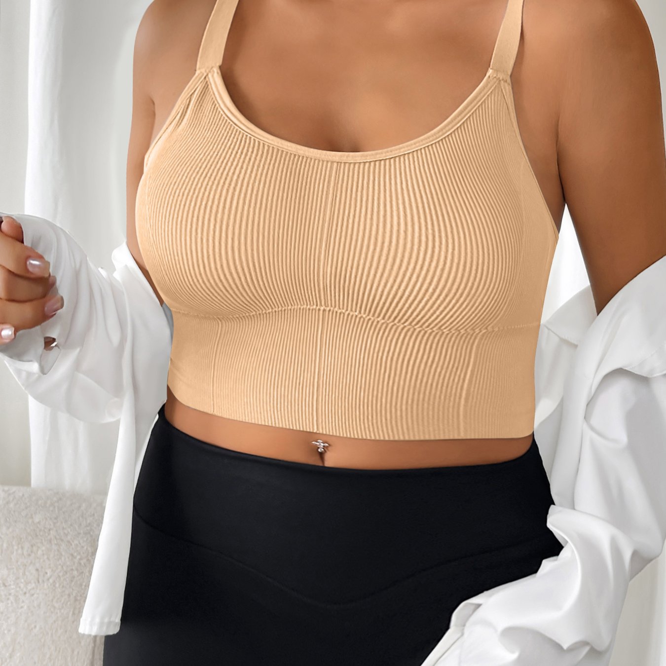 Plus o'lcham sport bra tank top to'liq rangli ribli orqa qismi bo'sh olib tashlanadigan padlar