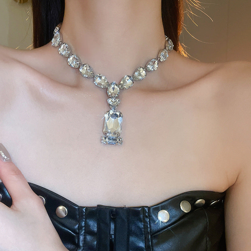 Collar de colgante con cristales de strass, estilo japonés y coreano, cristales rectangulares y en forma de lágrima para fiestas y festivales