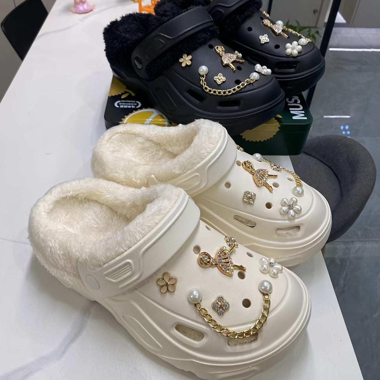 Unisex EVA Clogs With Plush Lining Thick Sole Indoor Outdoor Shoes