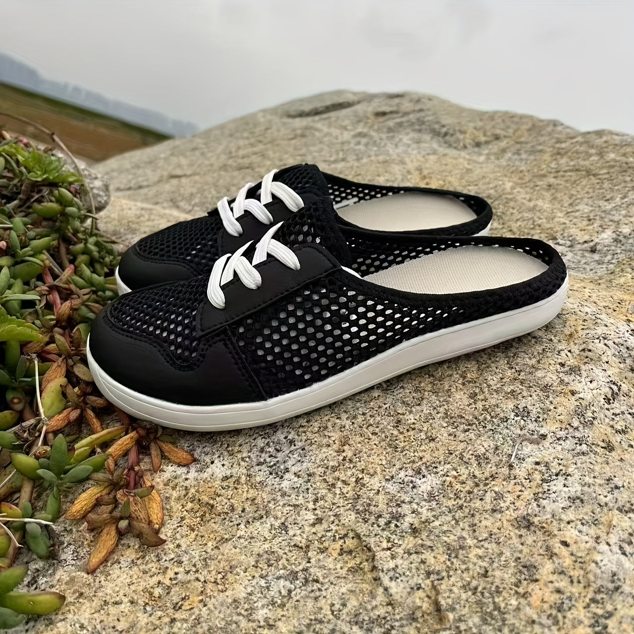 Women's Summer Flat Shoes Slip-On Comfortable Sandals for Beach and Vacation