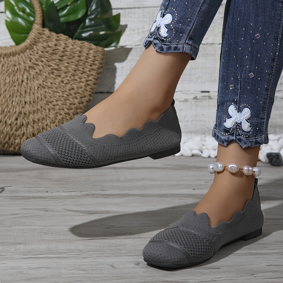 Women's Lace-Trimmed Slip-On Flats Breathable All-Season Shoes Black Gray Blue