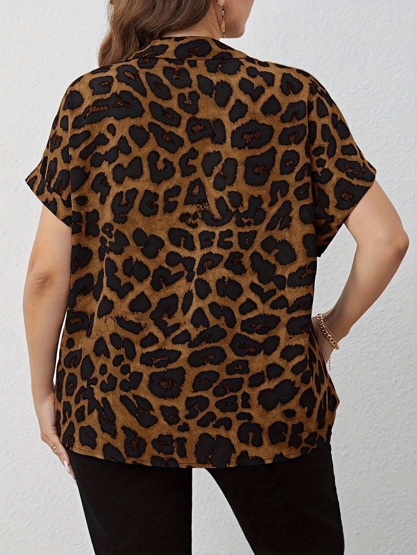 Plus Size Leopard Print V-Neck Batwing Sleeve Shirt for Women All-Season Casual Workwear