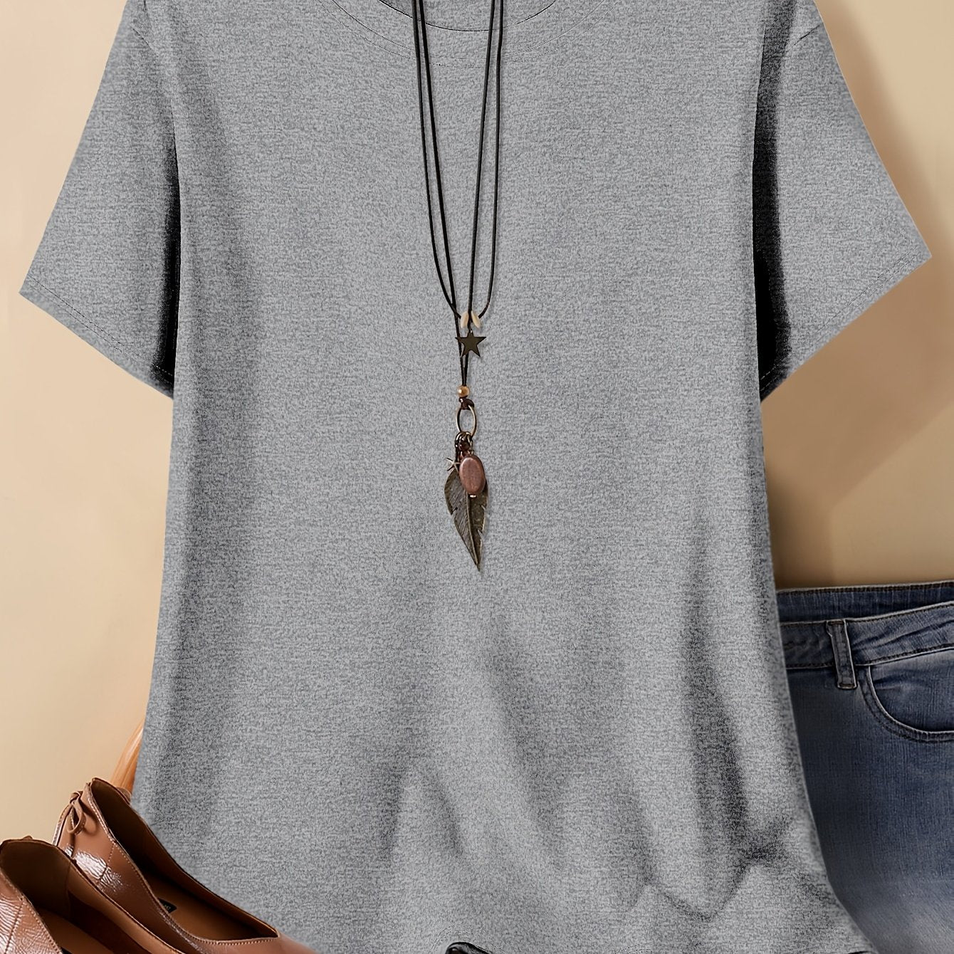 Plus Size Women's Cotton Plain T-Shirt in Black Large