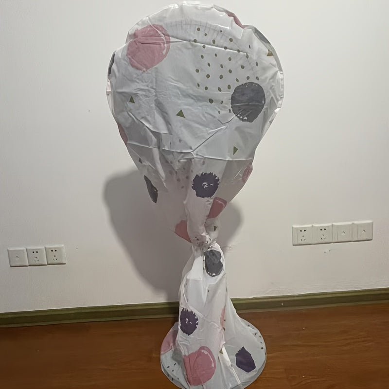 Zamonaviy minimalist dizaynga va elektr zanjirini himoya qilishga ega yangi changdan himoya qopqog'i. Mustahkam plastikdan tayyorlangan.