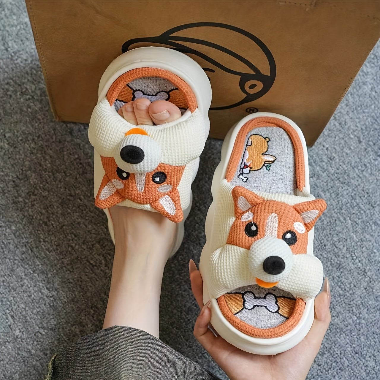 Women’s Linen Open Toe Slippers with Cute Dog Design Indoor Comfort
