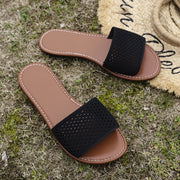 Ayollar uchun tekis slayd sandalilar, tarmoq ustki qismi, sirpanchiq bo'lmagan rezina taglik, yozgi plyaj