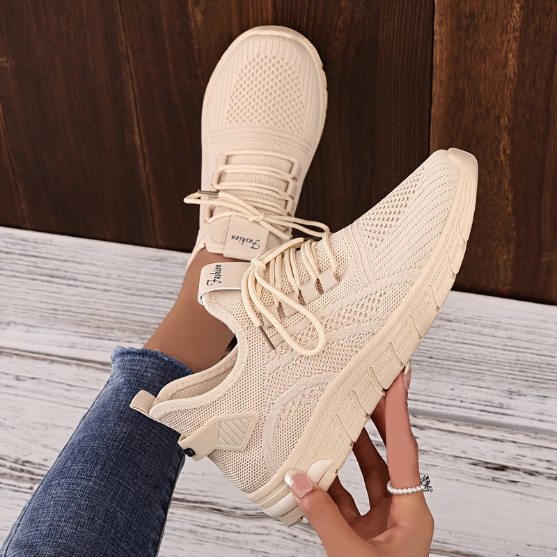 Ayollar uchun engil slip-on sport poyabzali, nafas oladigan tarmoq materialli, pastki yuqori qism