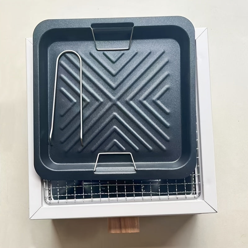 Kuchli metall materiallardan tayyorlangan kvadrat portativ ichki barbekyu grili to'plami, ajratiladigan oyoqlar va pishirish panjarasi bilan, kul panasi mavjud. Yoqg'ich kiritilmagan. Uyda foydalanish uchun ideal.