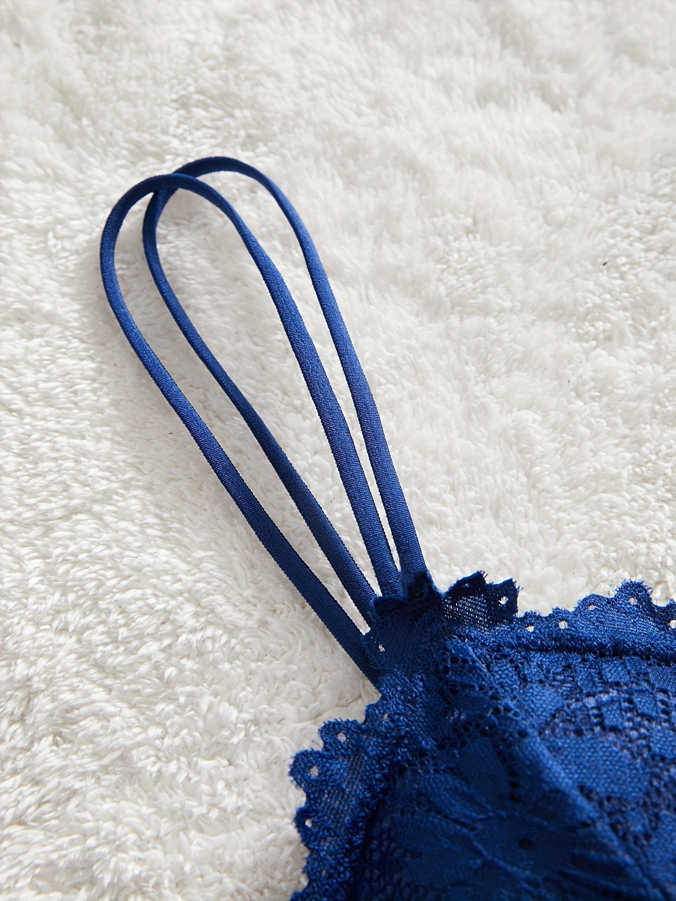 Lingerie Set Women's Lace Camisole with Adjustable Straps Floral Design in Black White Blue Red