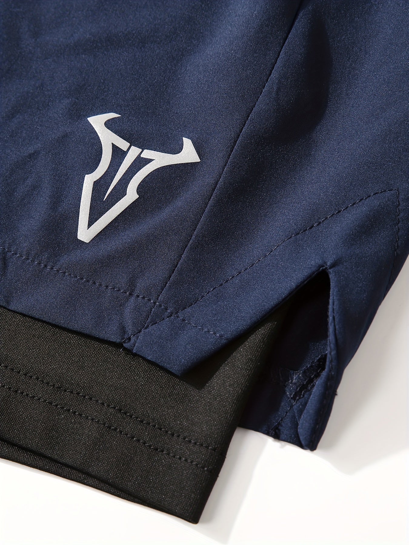 Pantalones cortos deportivos de poliéster con patrón geométrico para hombre, con bolsillos y corte regular