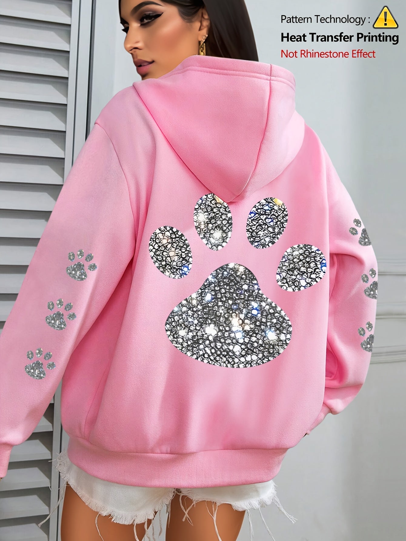 Ayollar uchun kattaroq o'lchamli hoodie polyesterli mushuk paw print pullover, cho'ntak bilan