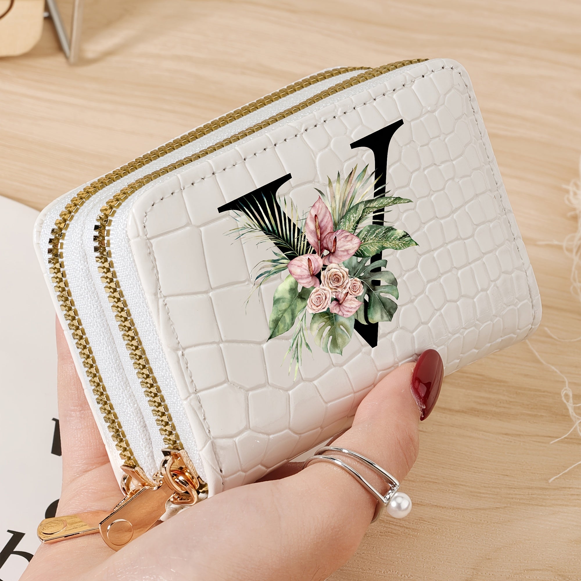 Cartera para tarjetas de crédito para mujer con estampado floral de letras, negro y blanco, gran capacidad, con cremallera y textura de cocodrilo en PU