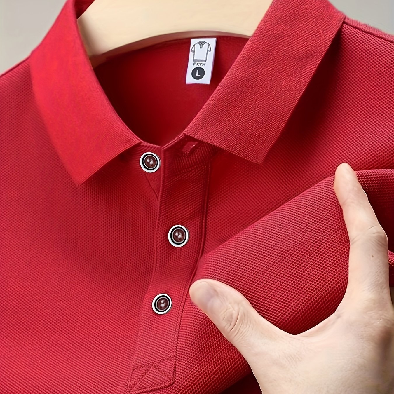 Camisa de punto de poliéster verde de manga corta casual de verano para hombre con detalles de botones