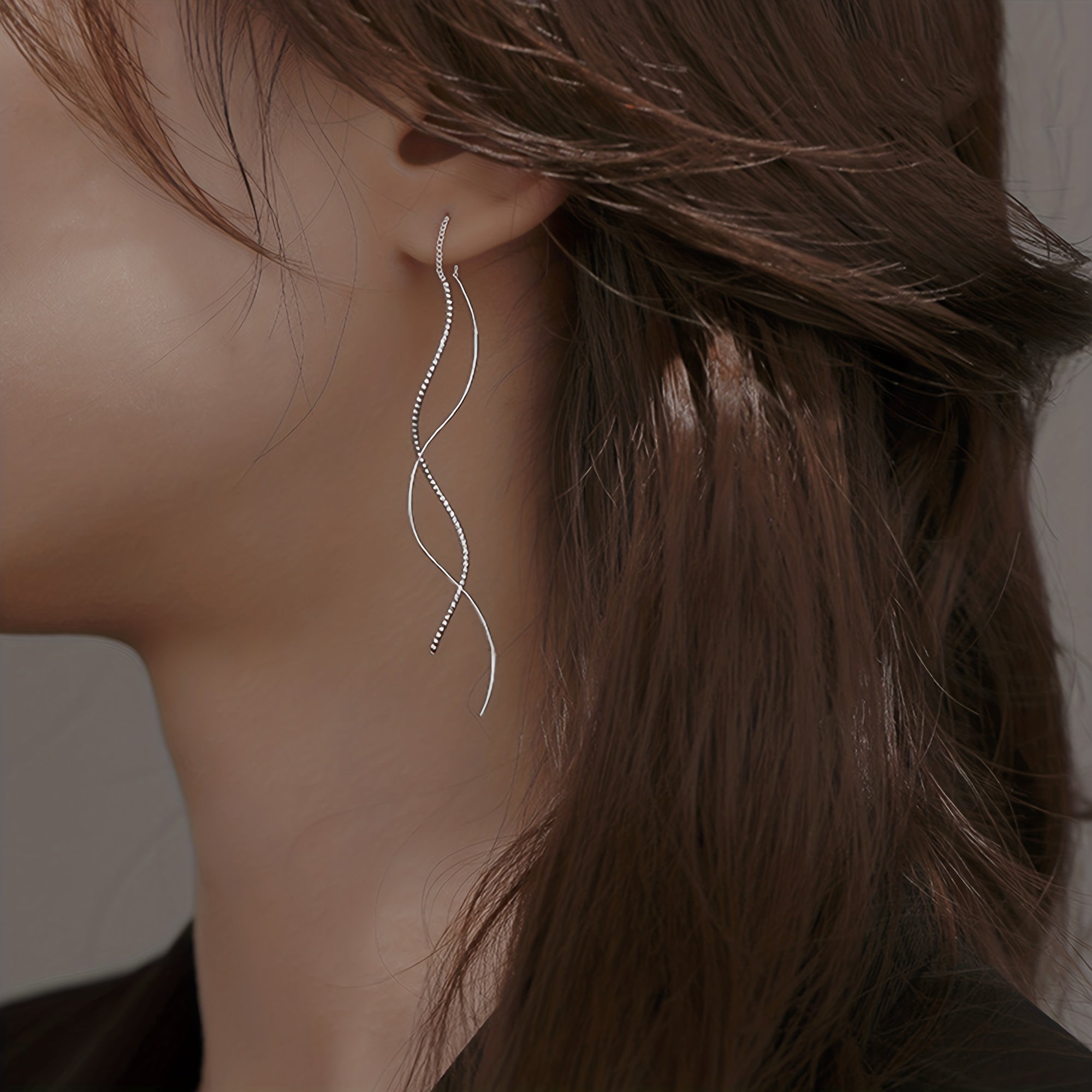 Ayollar uchun mis to‘lqinli osma sirg‘alar, uzun tassel, ko‘p maqsadli zargarlik buyumlari