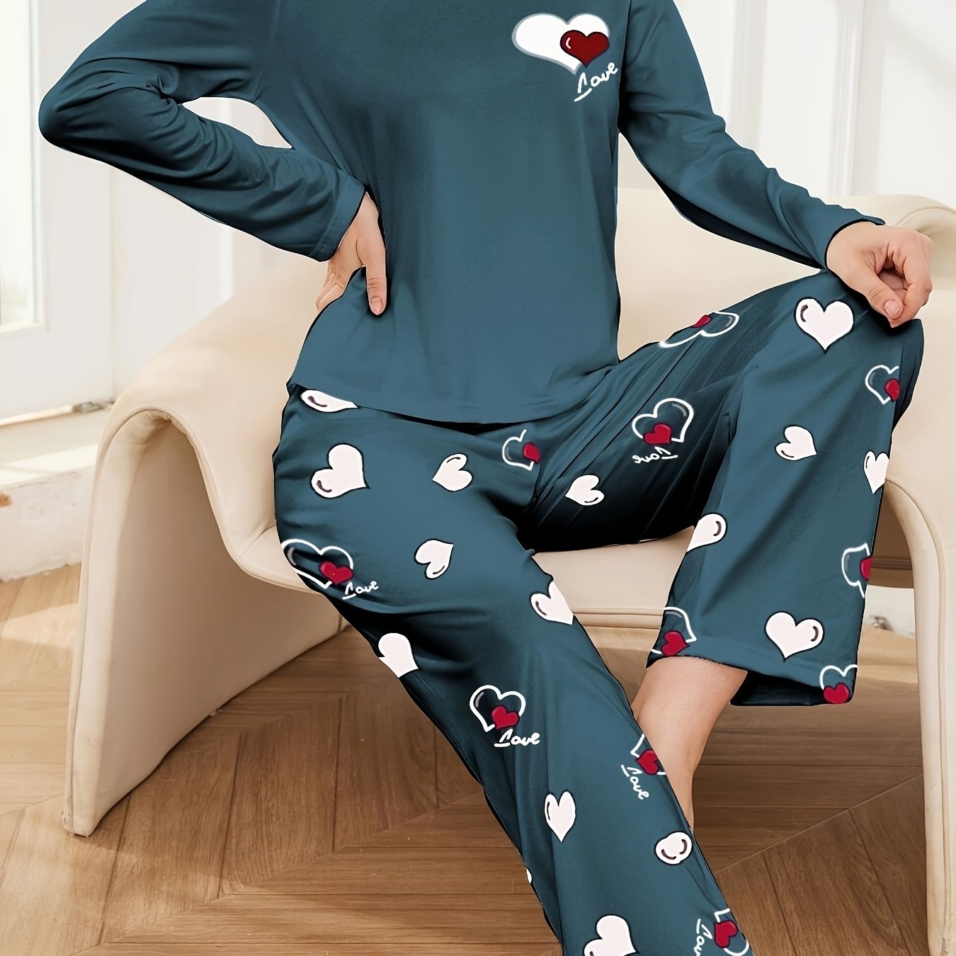 Women's Heart Print Pajama Set Long Sleeve Crew Neck Top Elastic Waist Pants Fall Winter Polyester Blend