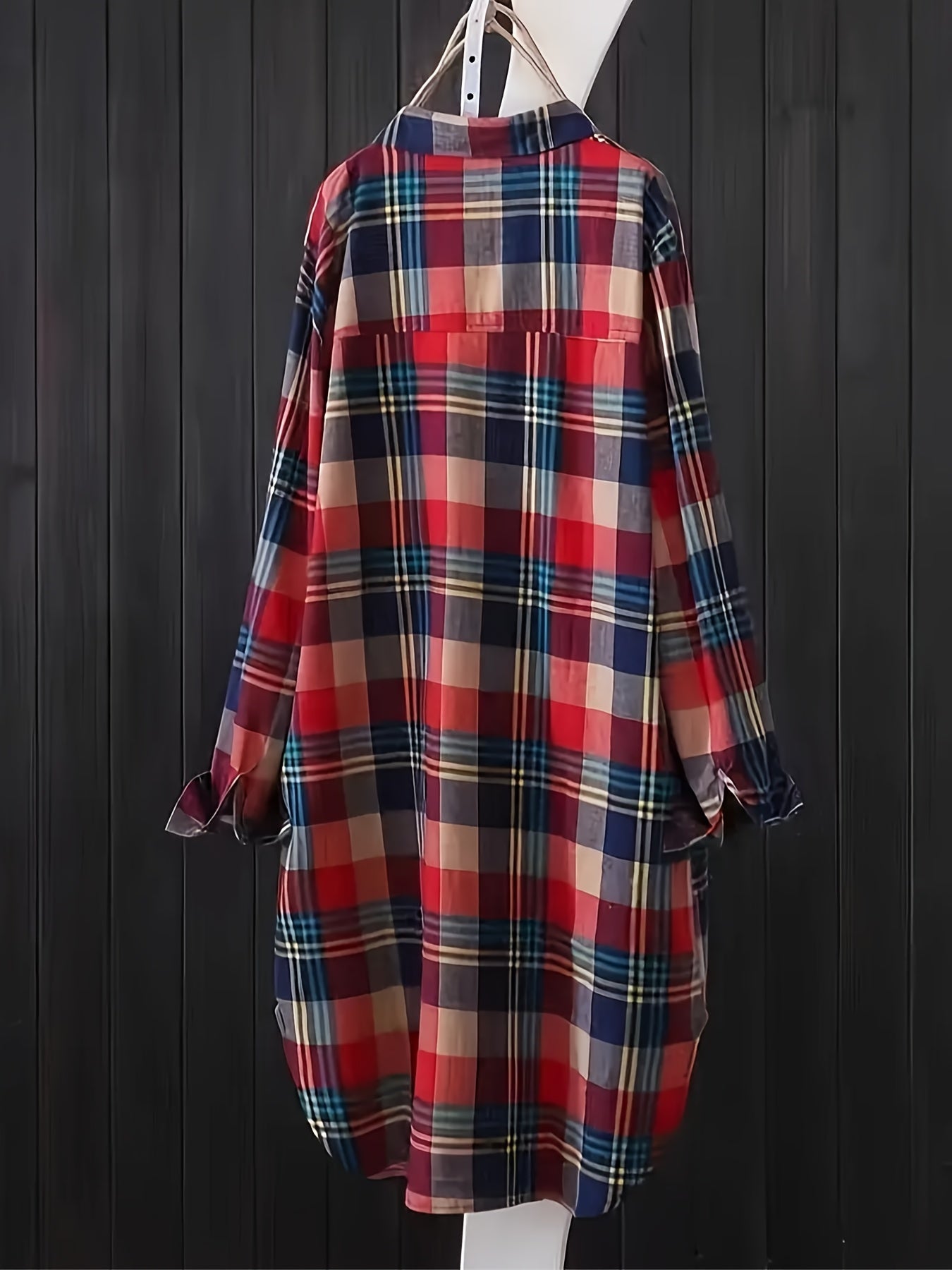 Plus o'lcham ayollar uchun plaid ko'ylagi polyester uzun qo'lli to'qilgan bluz