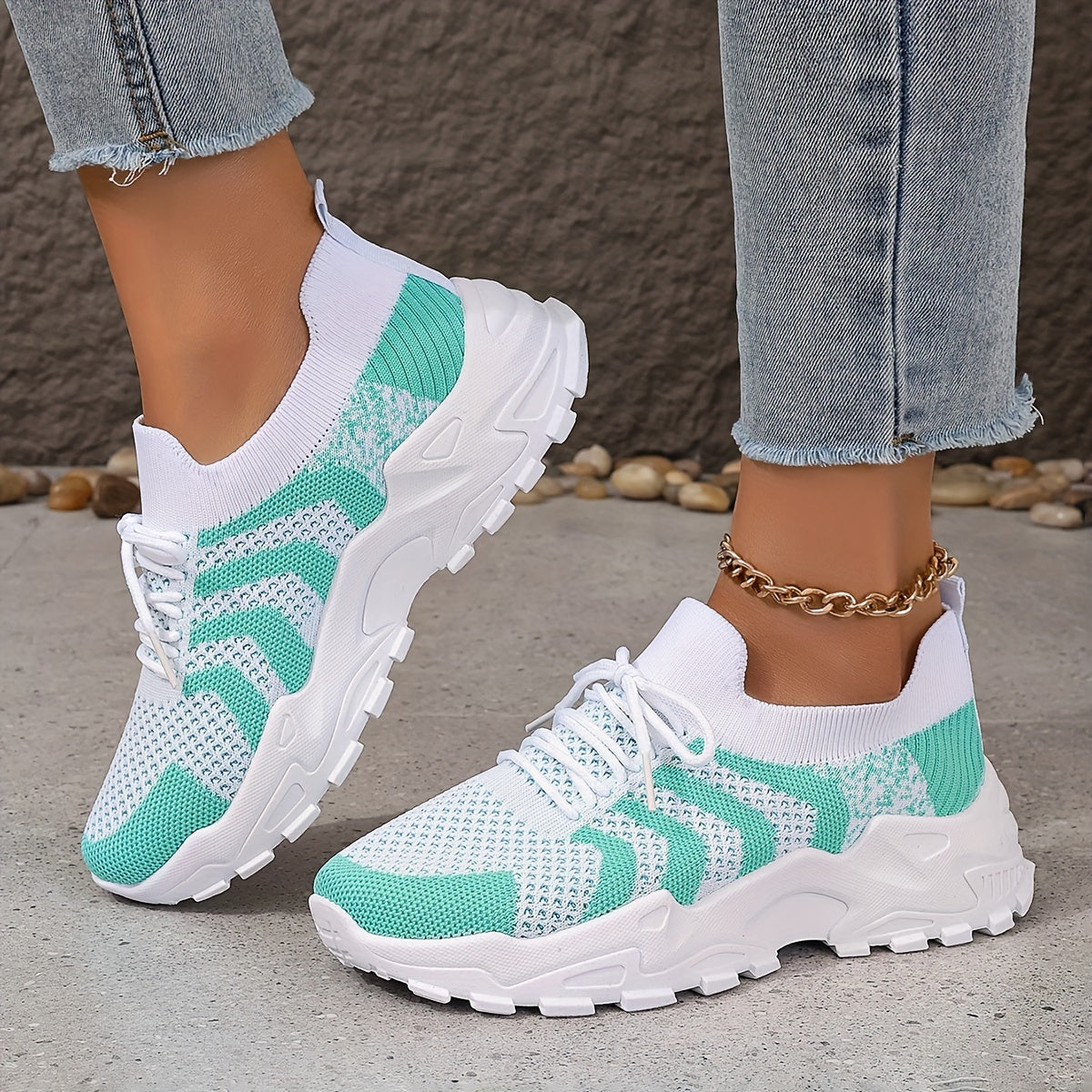 Women's Mesh Casual Low-Top Platform Sneakers Plus Size