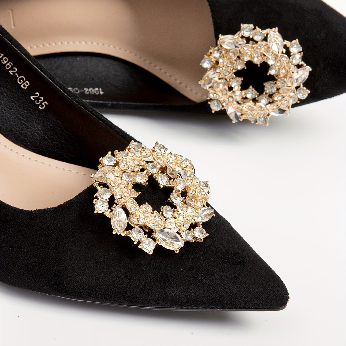 Women Crystal Flower Shoe Clips Detachable Buckles for Wedding High Heels