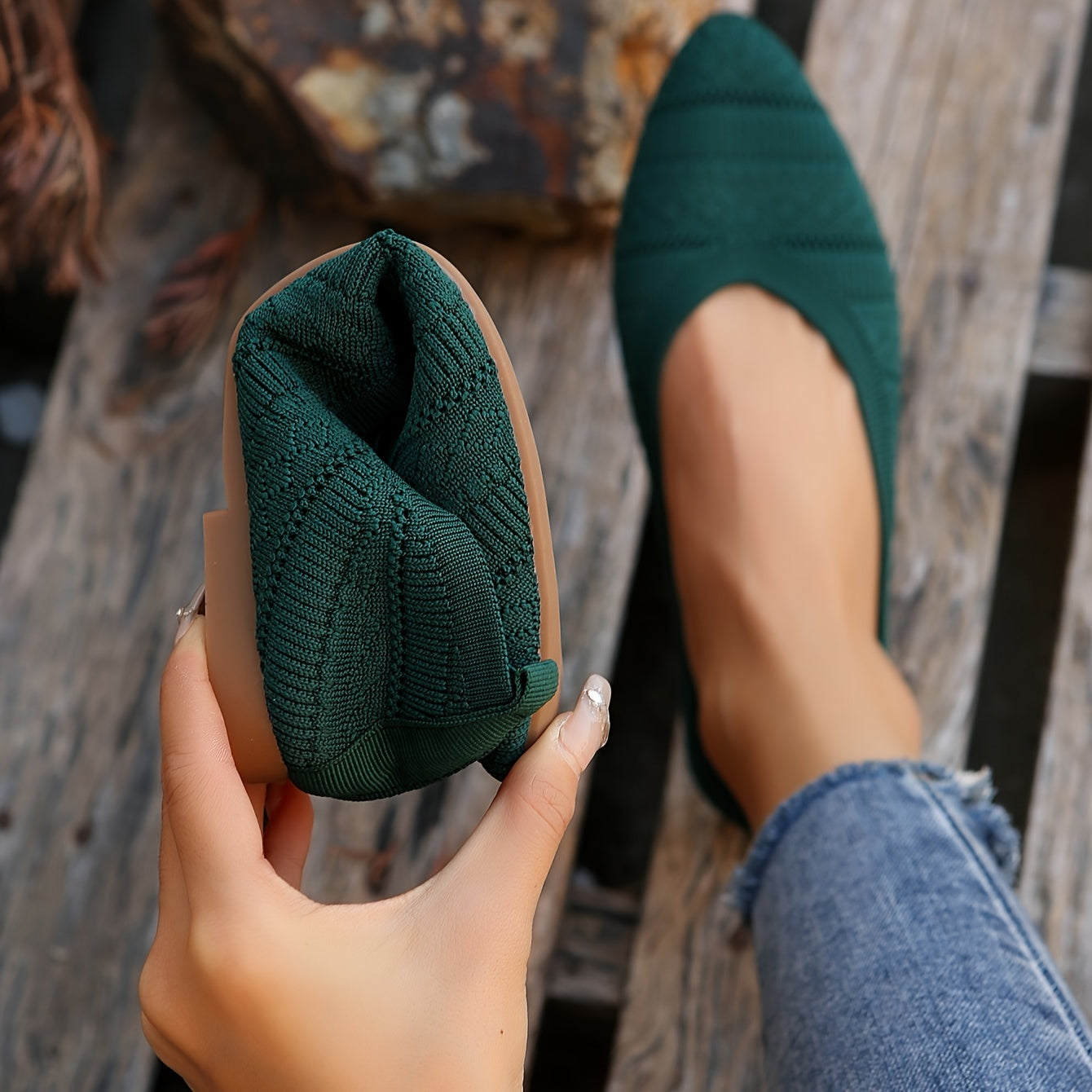 Women's Breathable Knit Slip-On Flats with Soft Fabric Upper