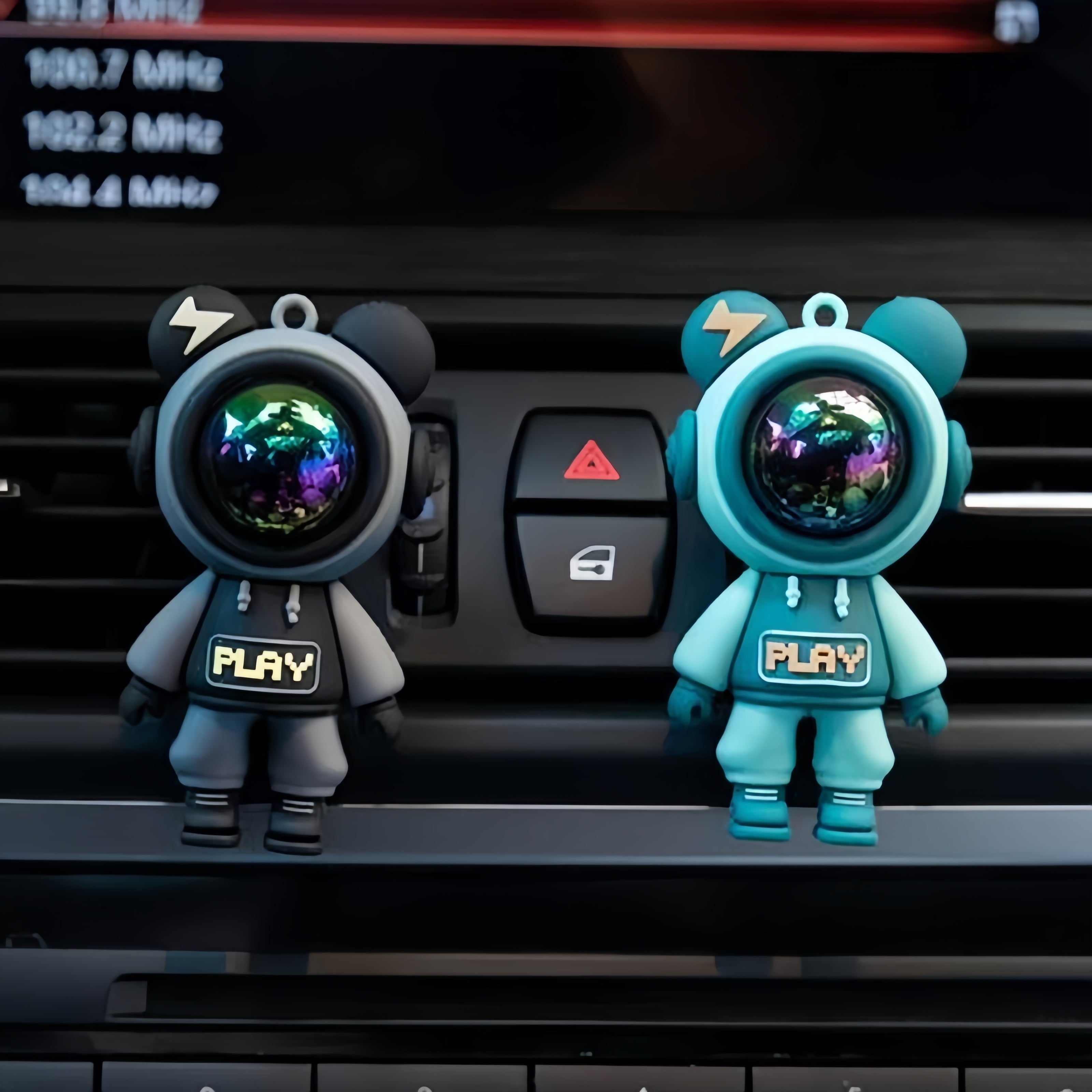 Kosmonavt Lightning Bear Car Air Freshener Clip Aromatherapy Vent Diffuser Set
