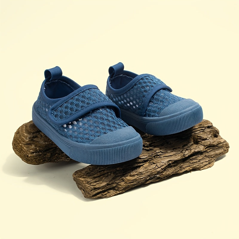 Kids Boys Summer Mesh Sneakers Breathable Hollow Design Lightweight Casual Shoes