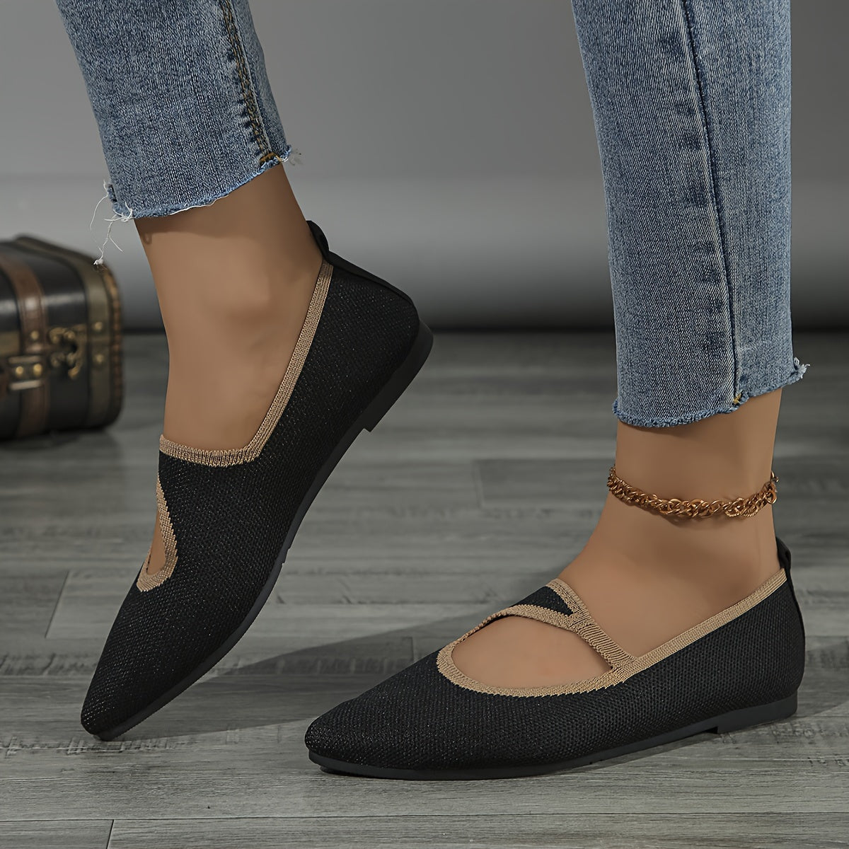 Women's Slip-On Flats with Pointed Toe and Rubber Sole for All Seasons