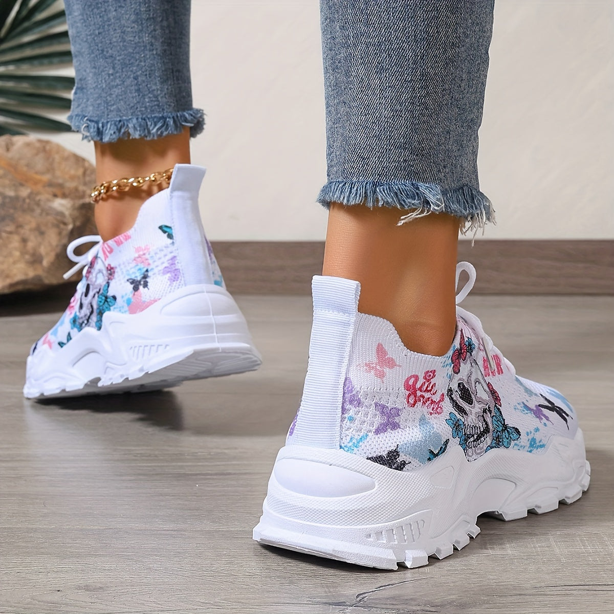 Women's Breathable Fabric Casual Sneakers Low Top Lace-Up Running Shoes