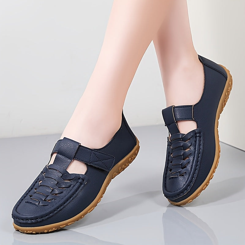 Women's Faux Leather Sandals - Retro Flat Shoes with Non-Slip Straps