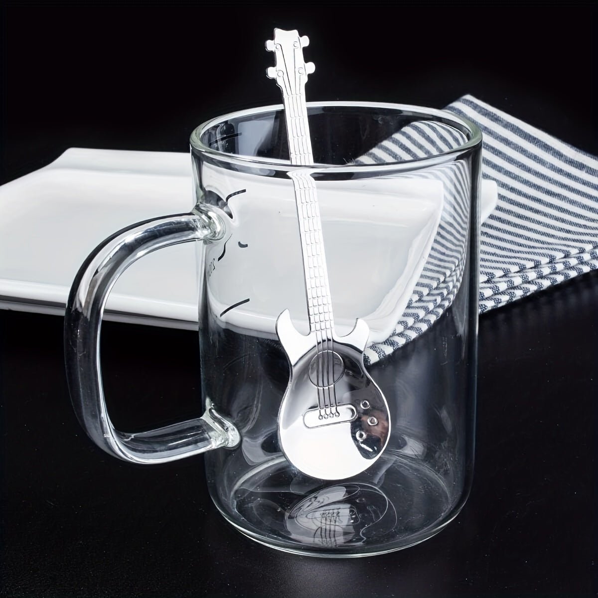 Qaytarish va yoyish uchun 4 yoki 6 dona gitara shaklidagi zanglamaydigan po'latdan yasalgan qahva qoshlari to'plami