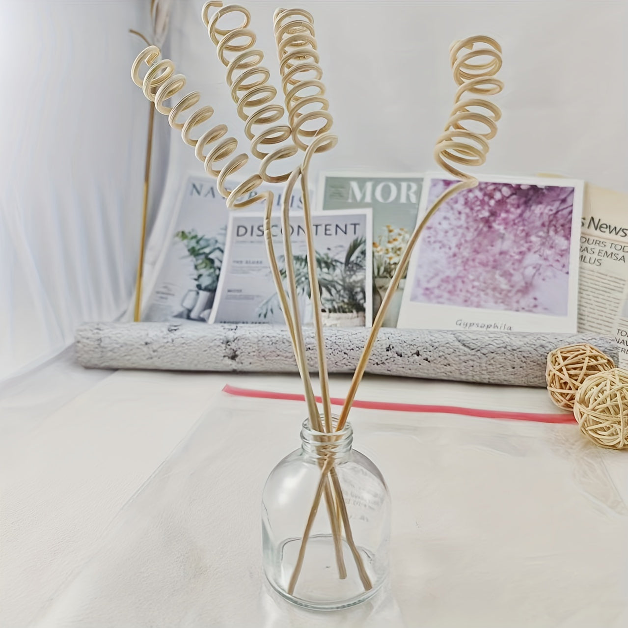 Decorative Reed Diffuser Set for Home or Office Aromatherapy Oil Sticks and Log Material Flowers