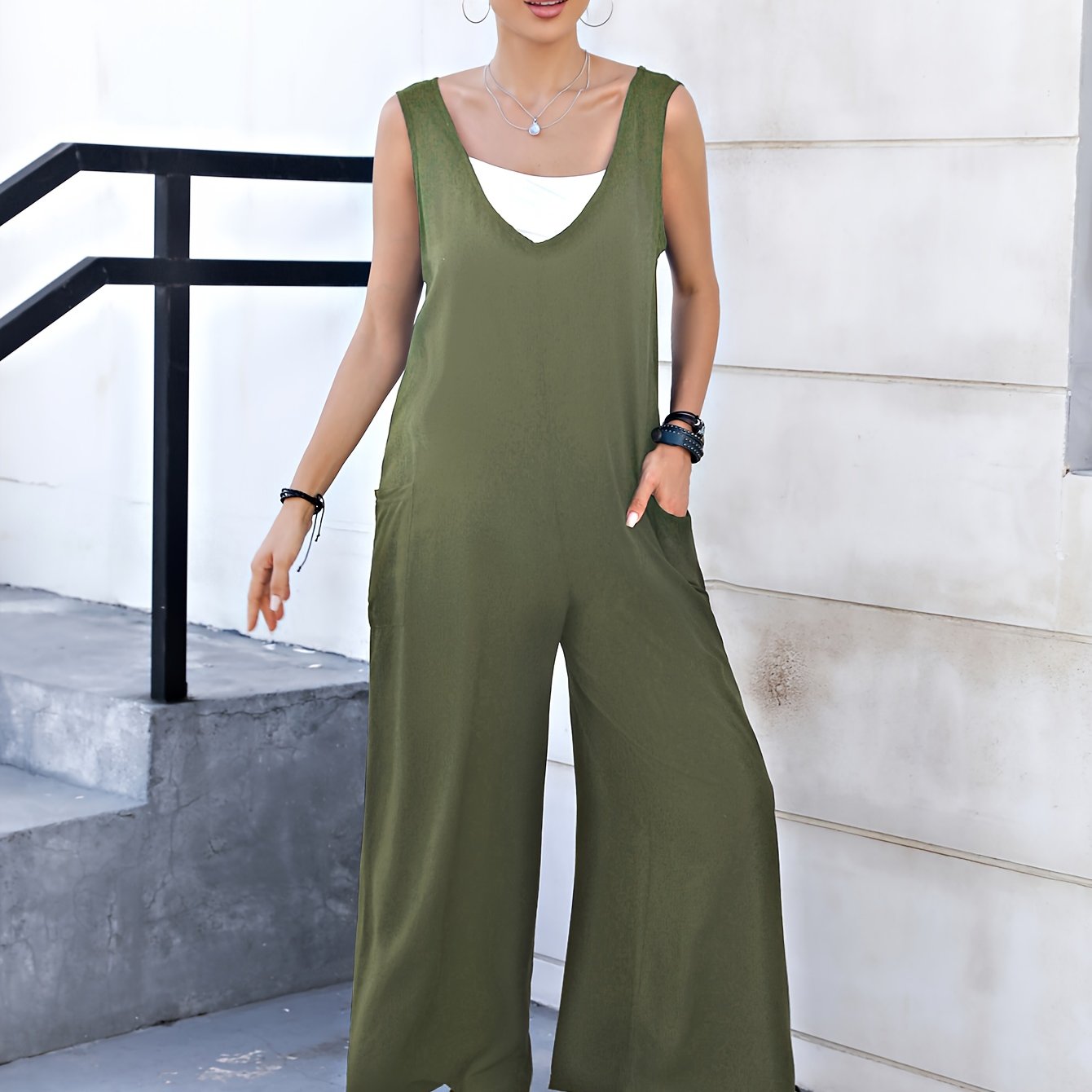 Mono casual de tirantes de talla grande para mujer con escote en V profundo y pantalones anchos y sueltos