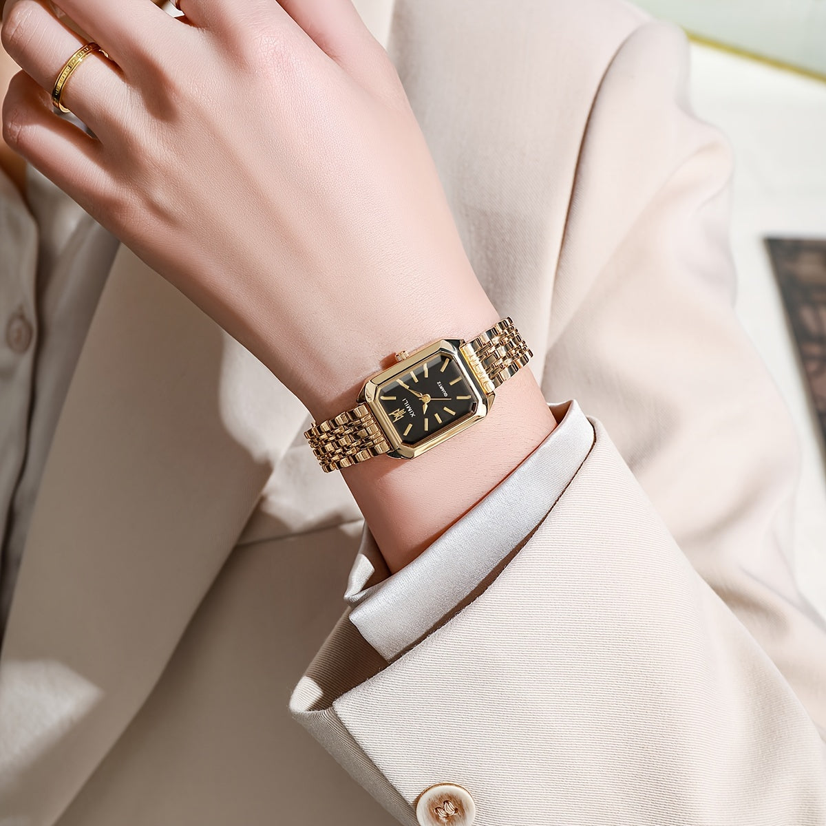 Women's Gold Analog Wrist Watch Business Style Daily Wear