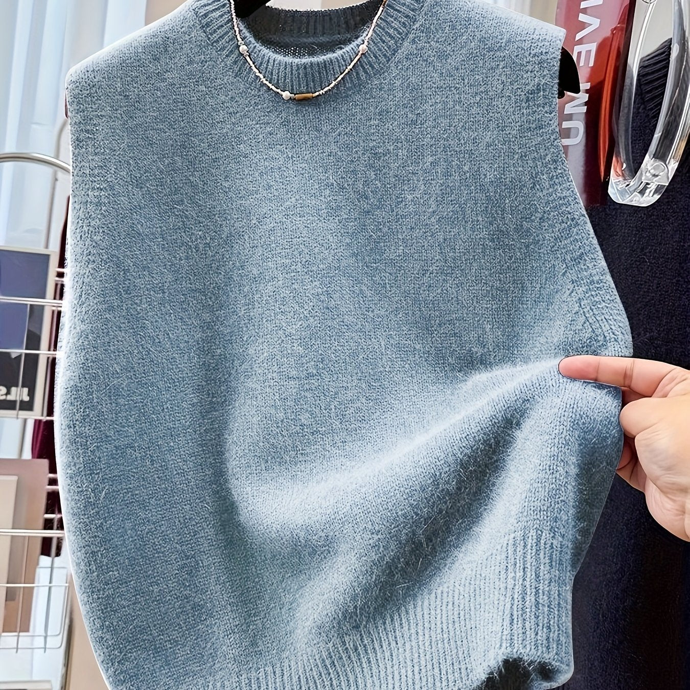 Women's Red Sleeveless Knit Vest with Crew Neck Made of Polyester for Spring and Fall