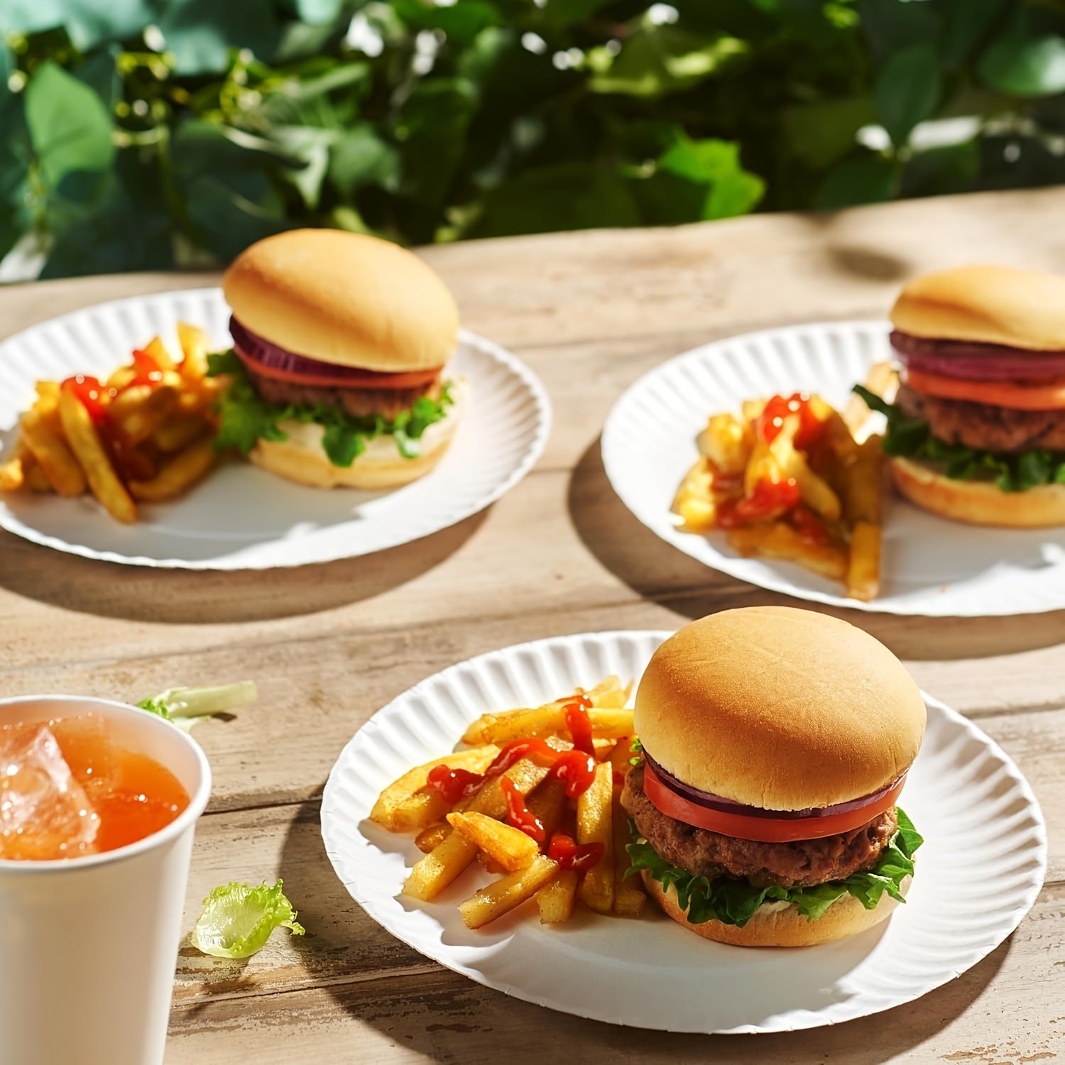 100-Pack 9-Inch Uncoated Paper Plates for Parties, Snacks, BBQs, Dinners