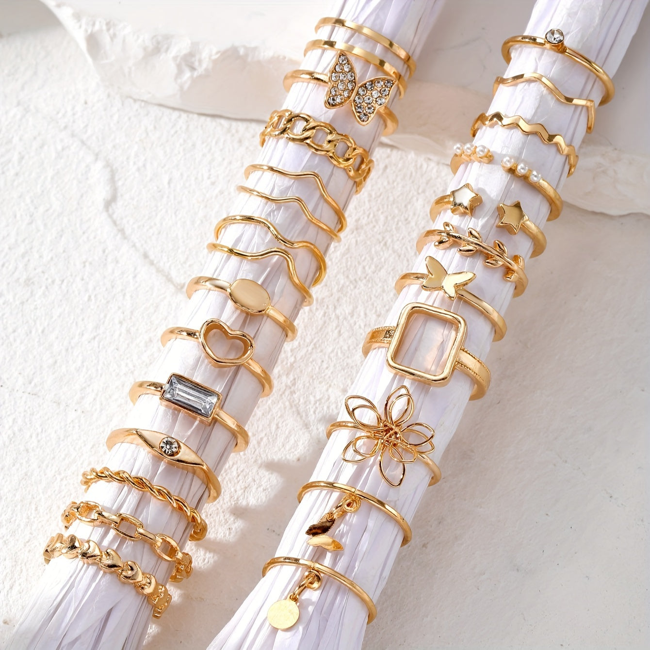 23-Piece Alloy Ring Set with Hollow Flowers and Butterflies Rhinestones for Casual Wear or Gift