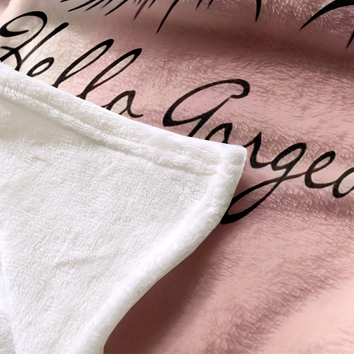 Pink Flannel Blanket Throw for Women Soft Cozy Gift for Girlfriend or Mother