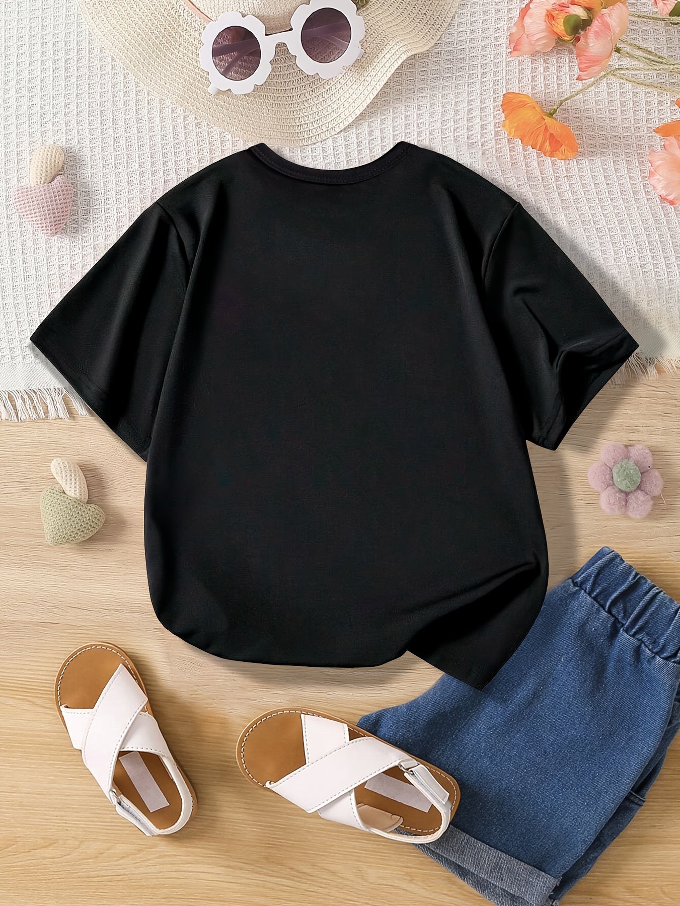 Girls' Summer Cotton Crew Neck T-Shirt with Cartoon Cat Print for Casual Wear