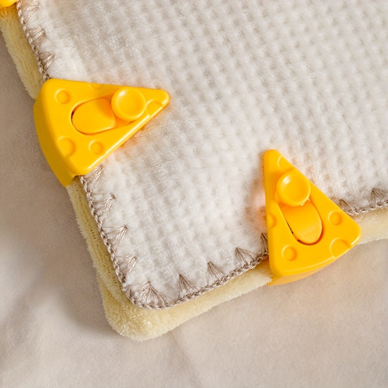 One Piece Quilt Sheet Cover Fixer Clips for Quilts