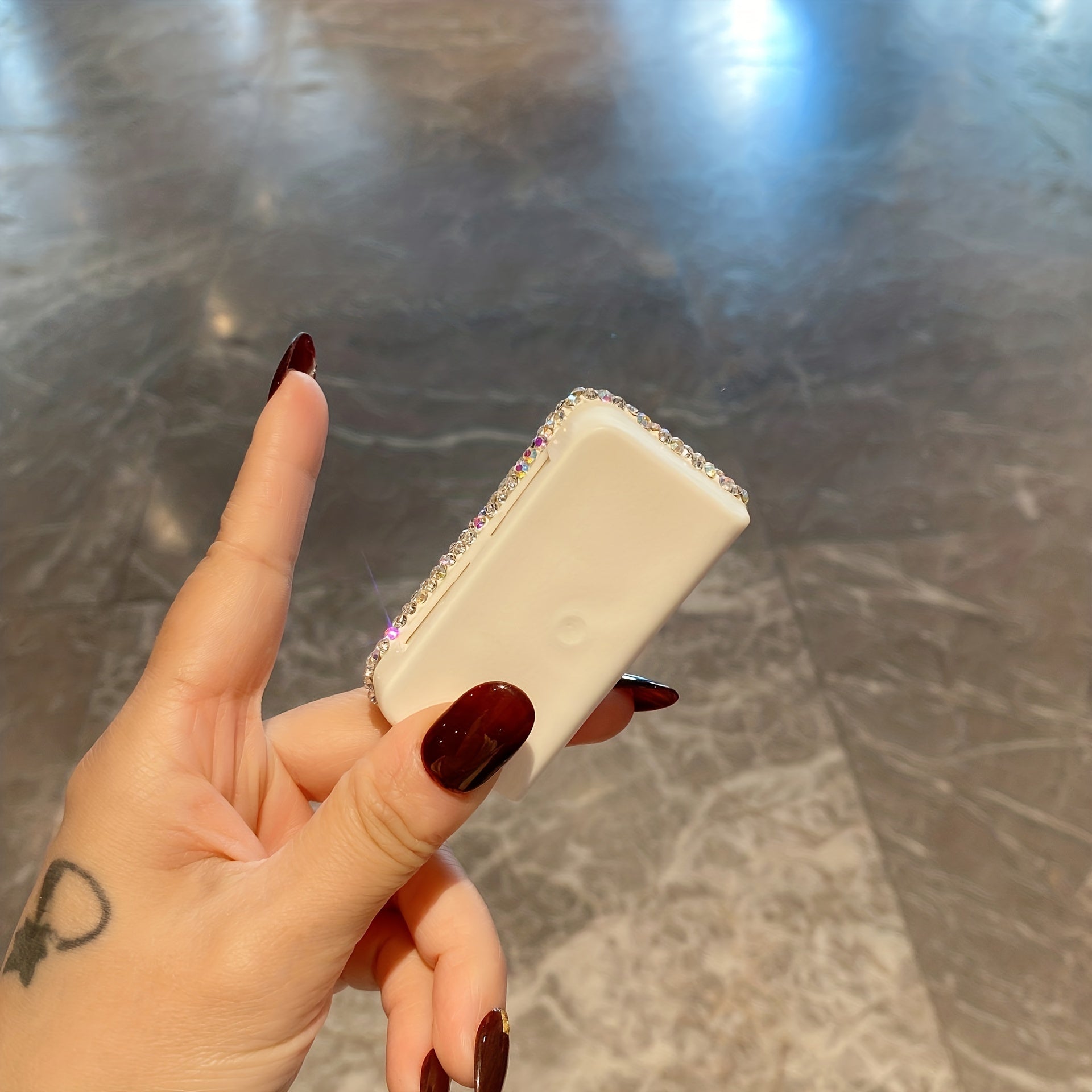 Portable Medicine Box With Artificial Diamonds Sealed Multi-Compartment Storage