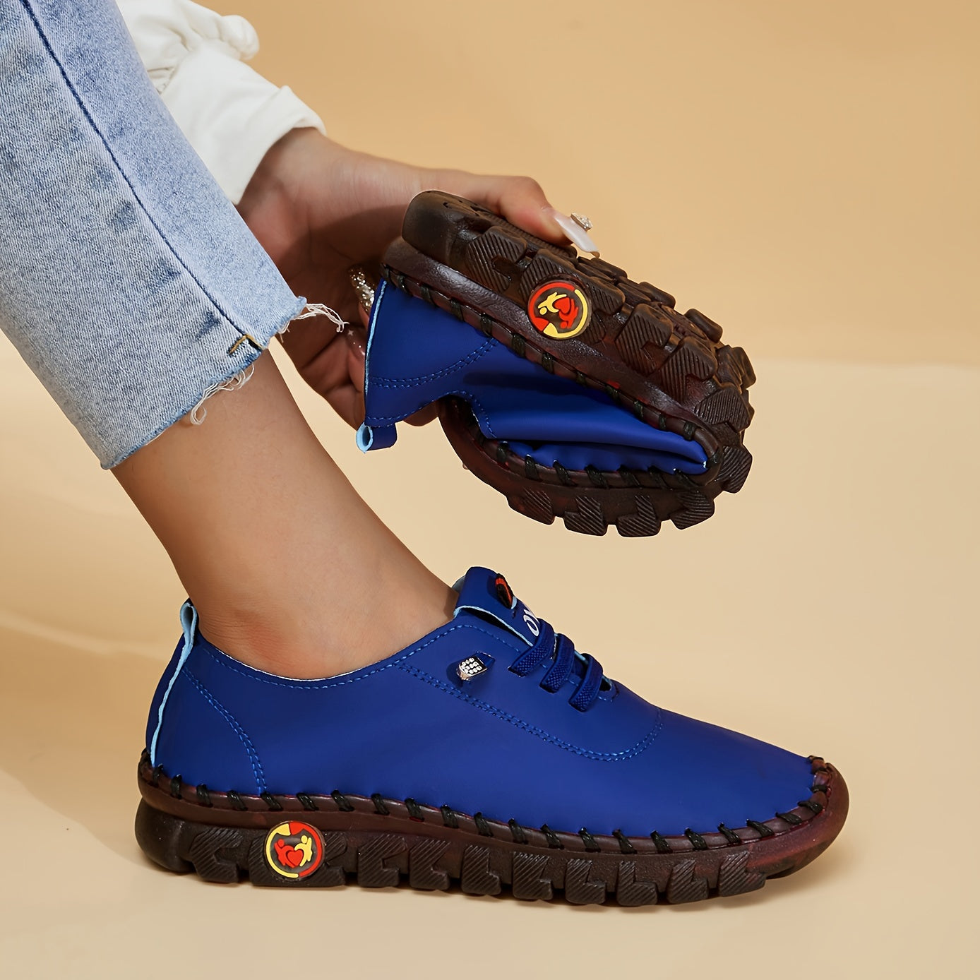 Zapatillas planas de color sólido para mujer, zapatos casuales sin cordones para caminar