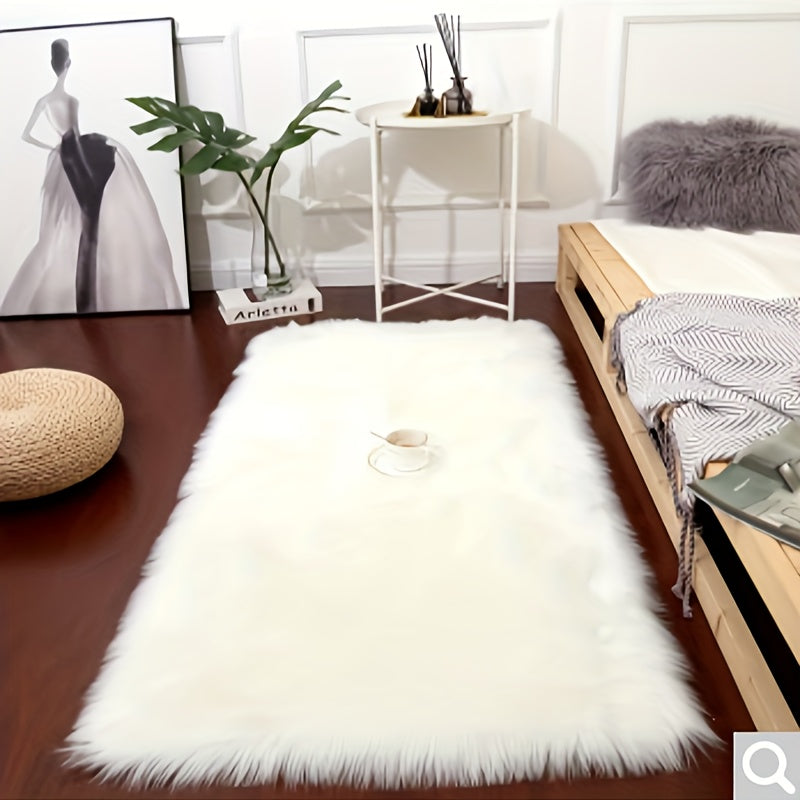 White Faux Sheepskin Rug, Plush Carpet for Living Room and Bedroom