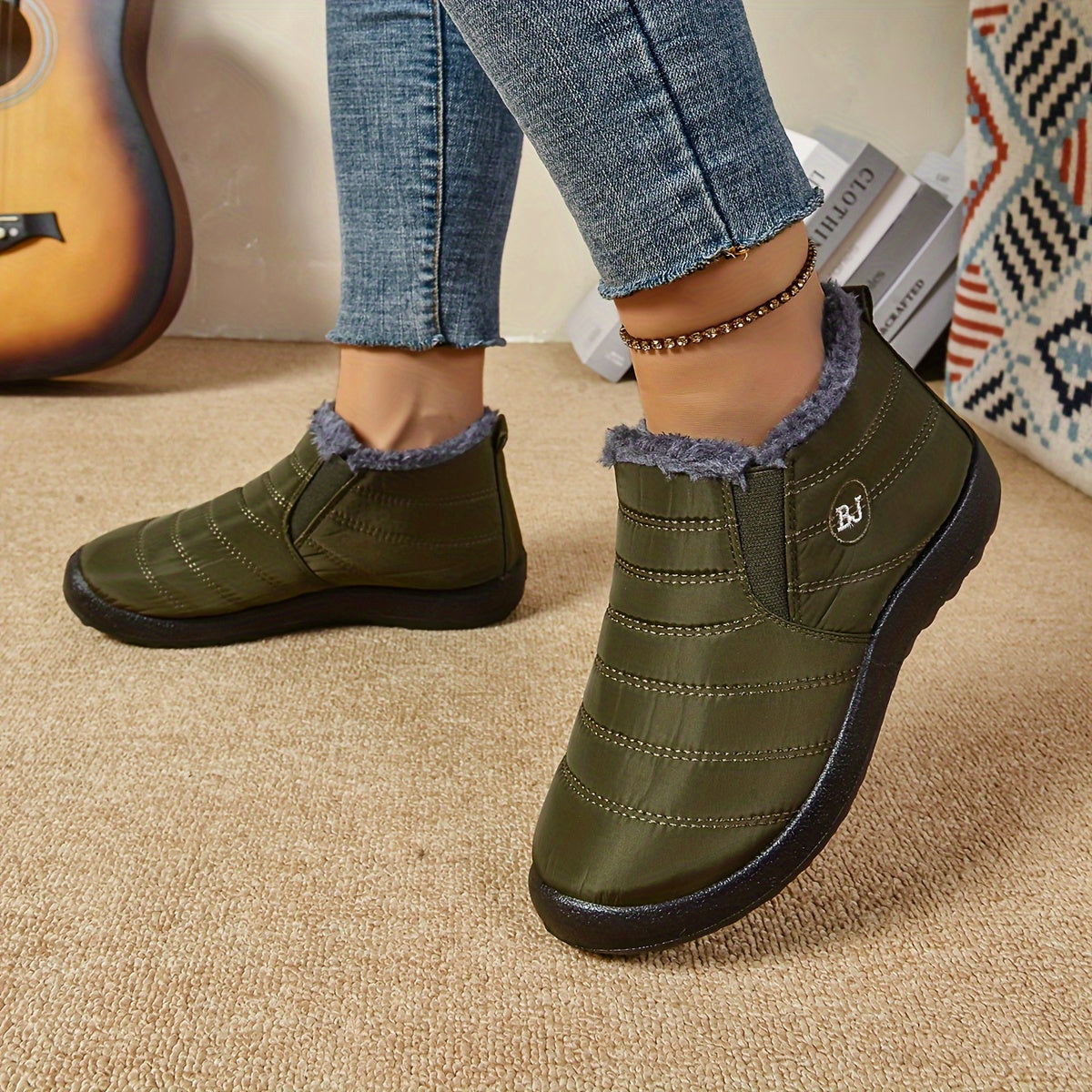 Unisex Fleece-Lined Winter Snow Boots Anti-Slip Ankle Shoes with Thick Sole