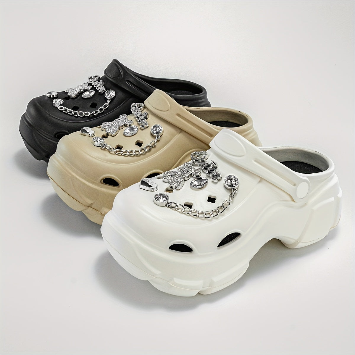 Women's Cartoon Rabbit Clogs Breathable Non-Slip Summer Beach Sandals