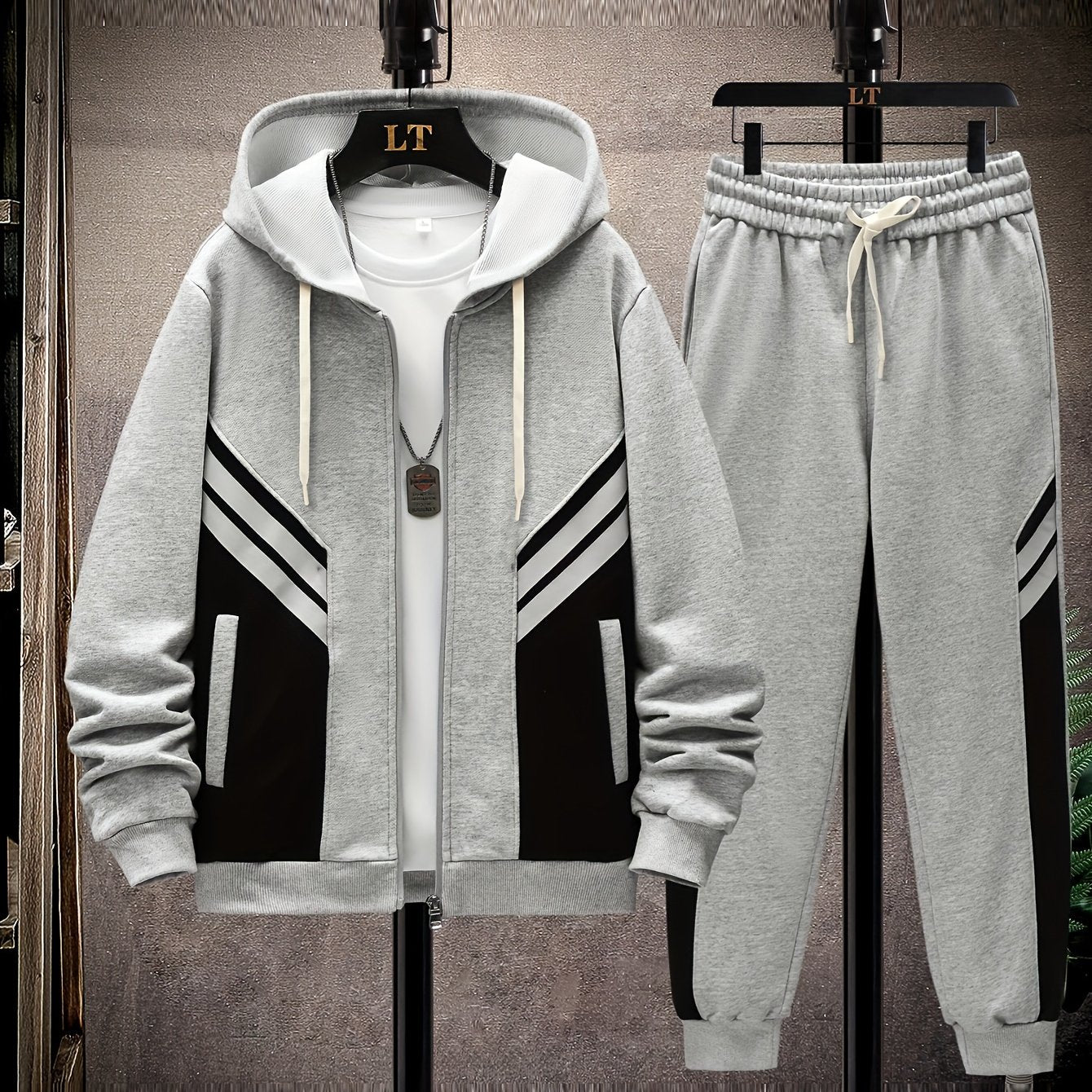 Men's Casual Color Block Polyester Hooded Suit Set with Long Sleeves