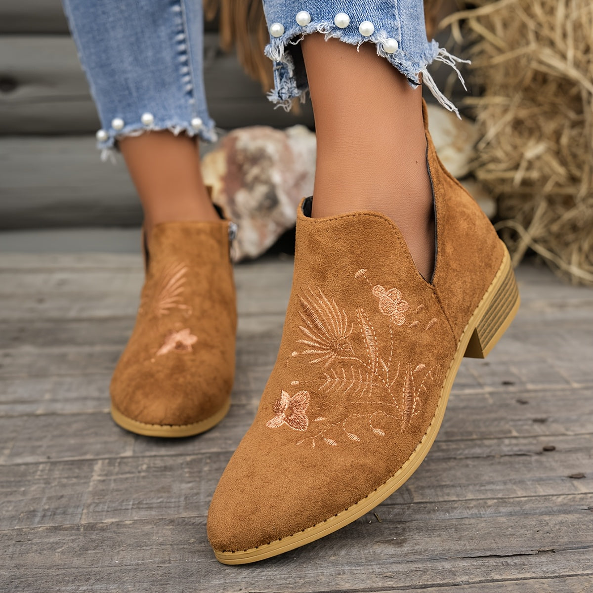 Women's Vintage Embroidered Ankle Boots Pointed Toe Low Heel Casual Shoes