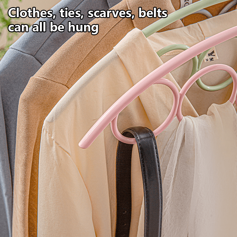 5-Ring Scarf Rack Wardrobe Organizer with Nordic Design and Plastic Hangers