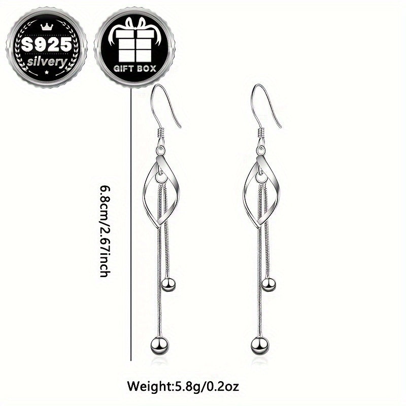 925 Sterling Silver uzun tassel bilakuzuklar, Yevropa va Amerika uslubida, taxminan 3.9g og'irlikda. Ushbu bilakuzuklar nafis va jozibali kumush to'plarni namoyish etadi, maftunkor va nozik bir aurani tarqatadi.